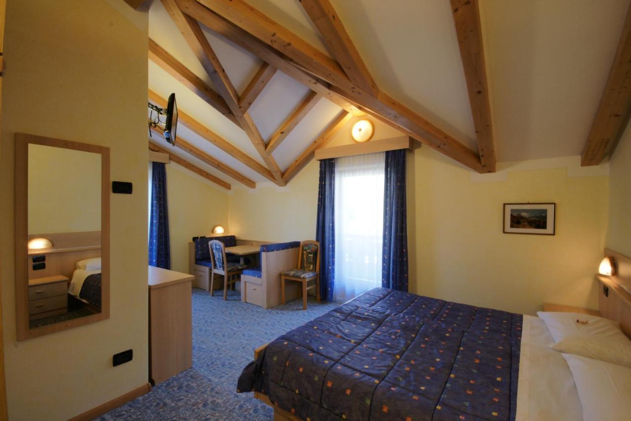 Berg Hotel Latemar Spitze Vigo di Fassa Eksteriør billede