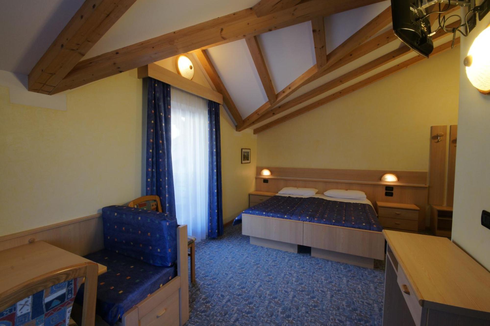 Berg Hotel Latemar Spitze Vigo di Fassa Eksteriør billede