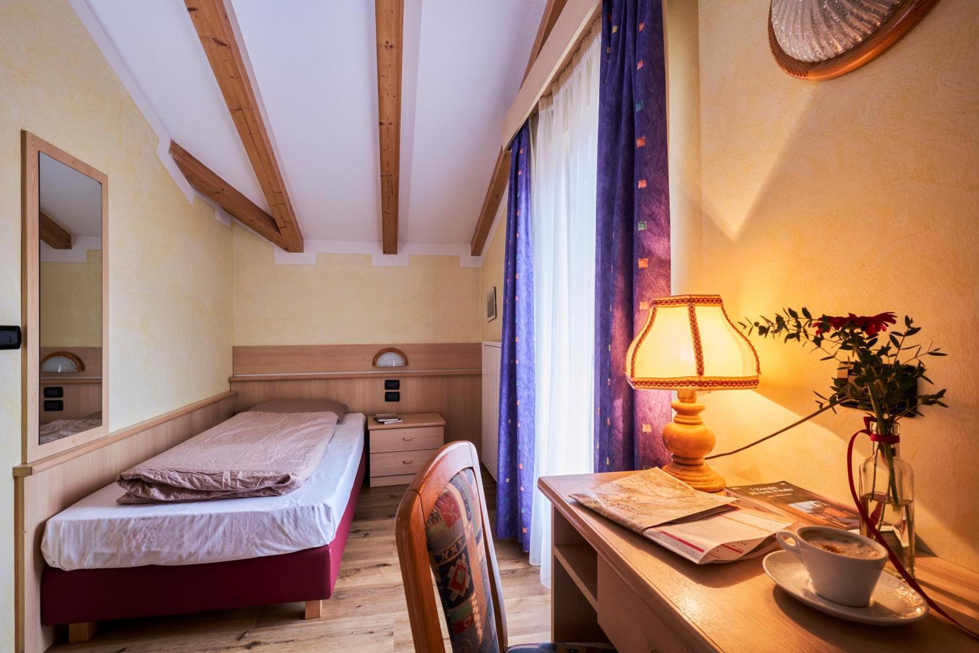 Berg Hotel Latemar Spitze Vigo di Fassa Eksteriør billede