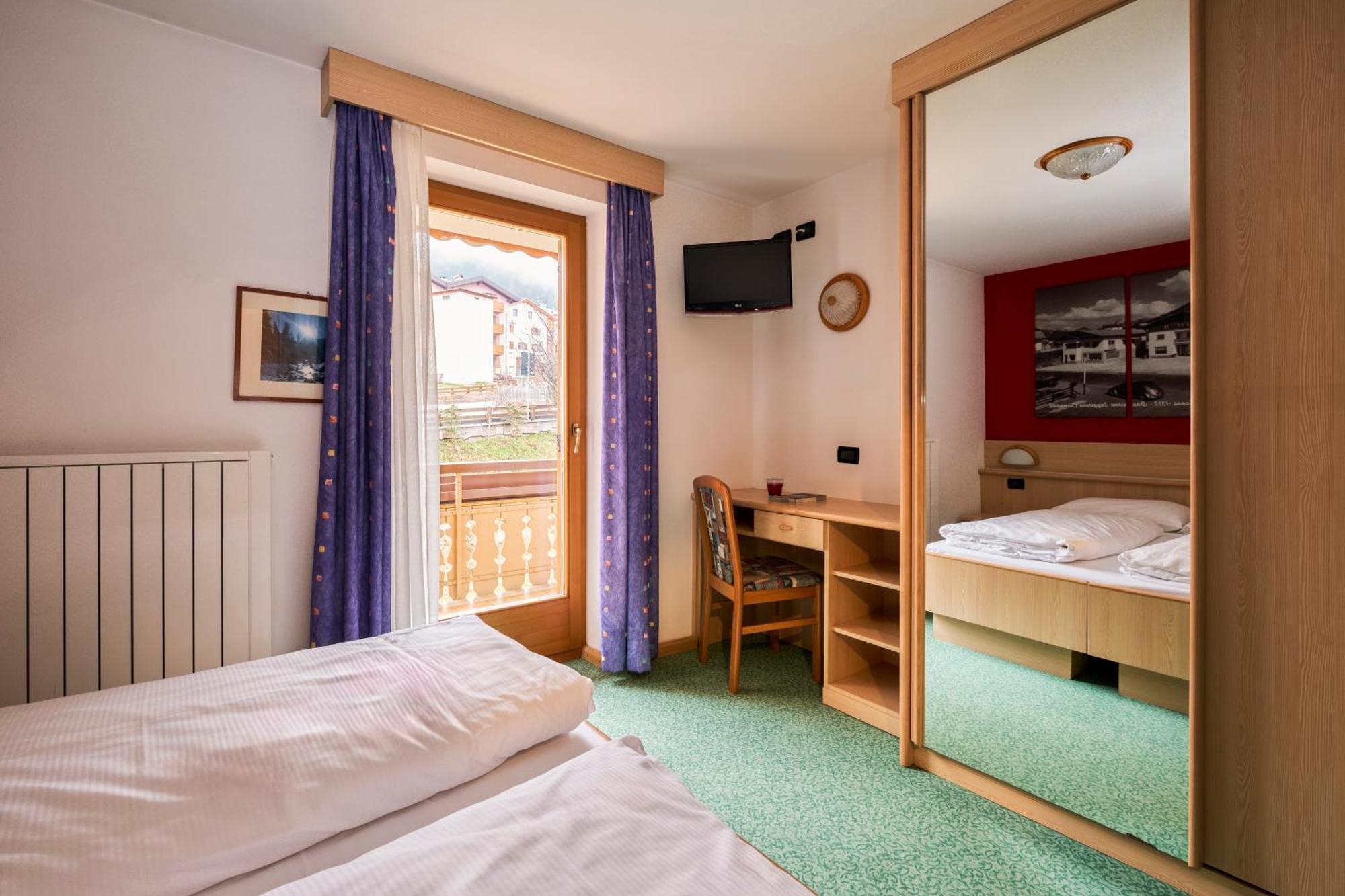 Berg Hotel Latemar Spitze Vigo di Fassa Eksteriør billede