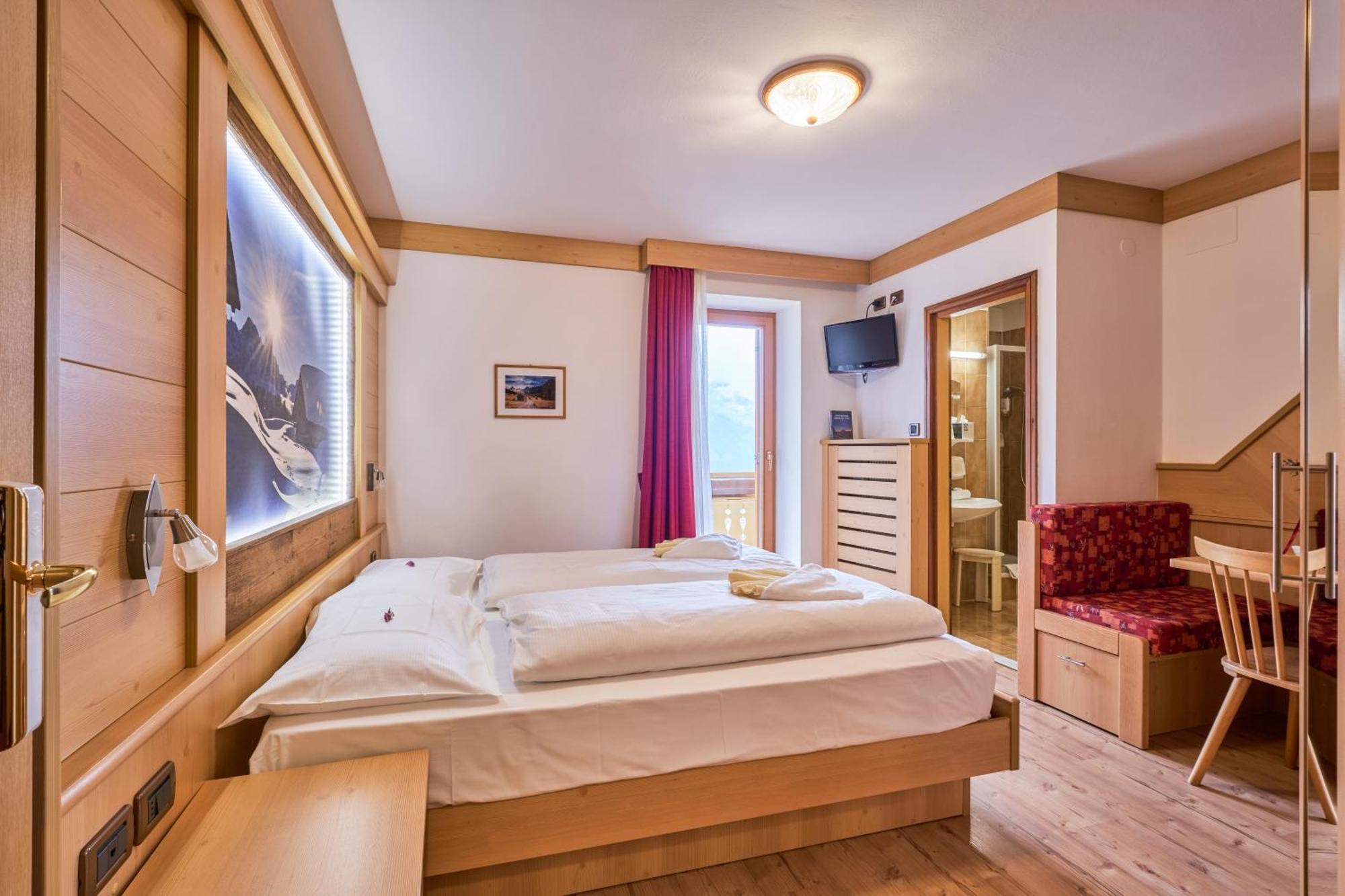 Berg Hotel Latemar Spitze Vigo di Fassa Eksteriør billede